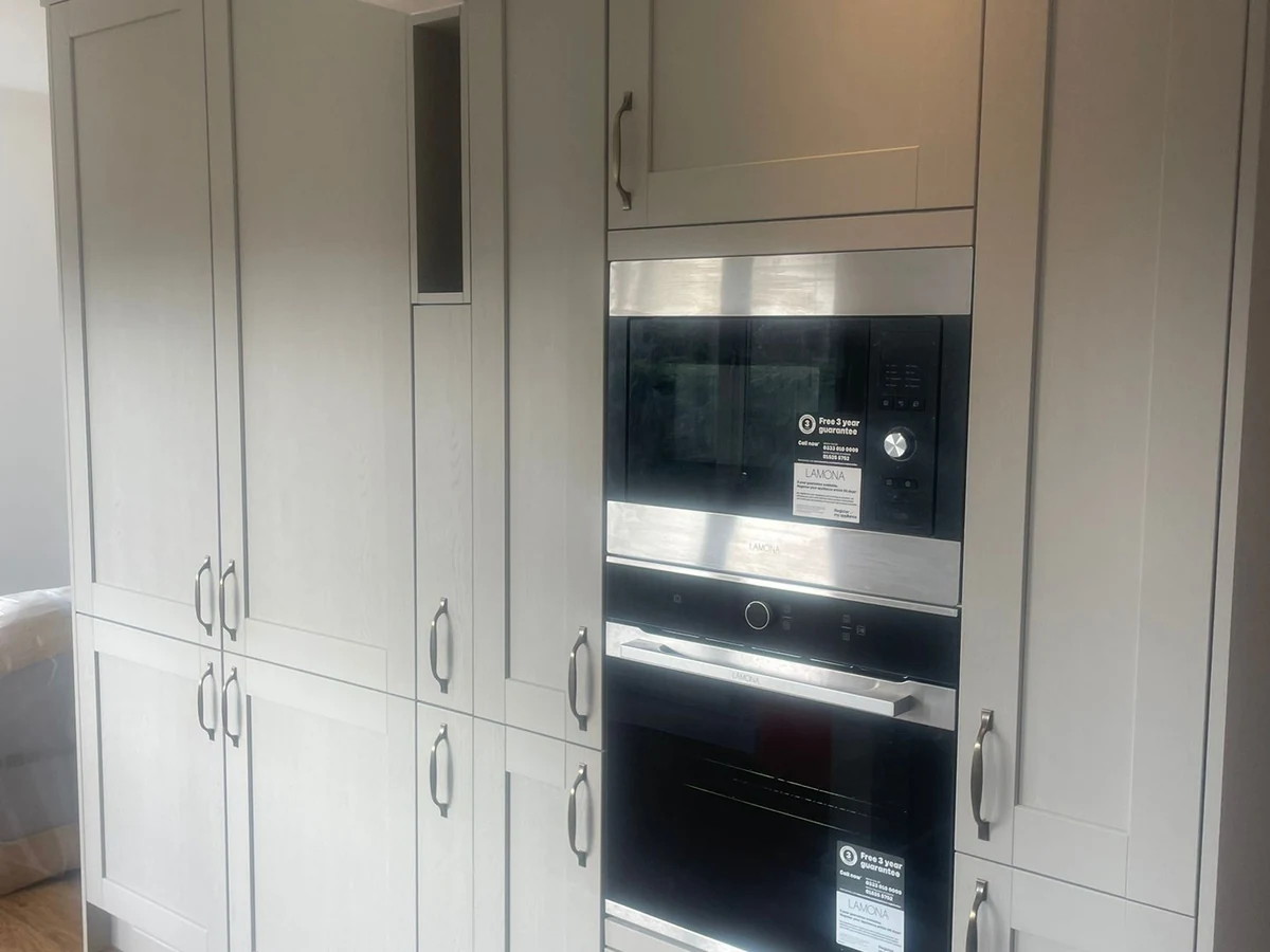 kitchen-cabinet-fitting-completed-full-height-grey-shaker-tower-run-swansea-daffodil-carpentry Llansamlet kitchen cabinets, wooden, newly installed, by Daffodil Carpentry, local kitchen fitters.